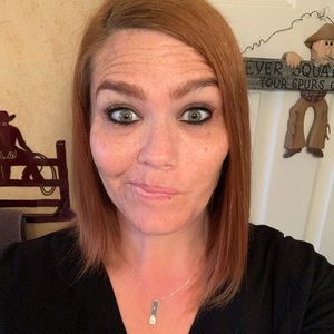 Meet your Posher, Kimberly